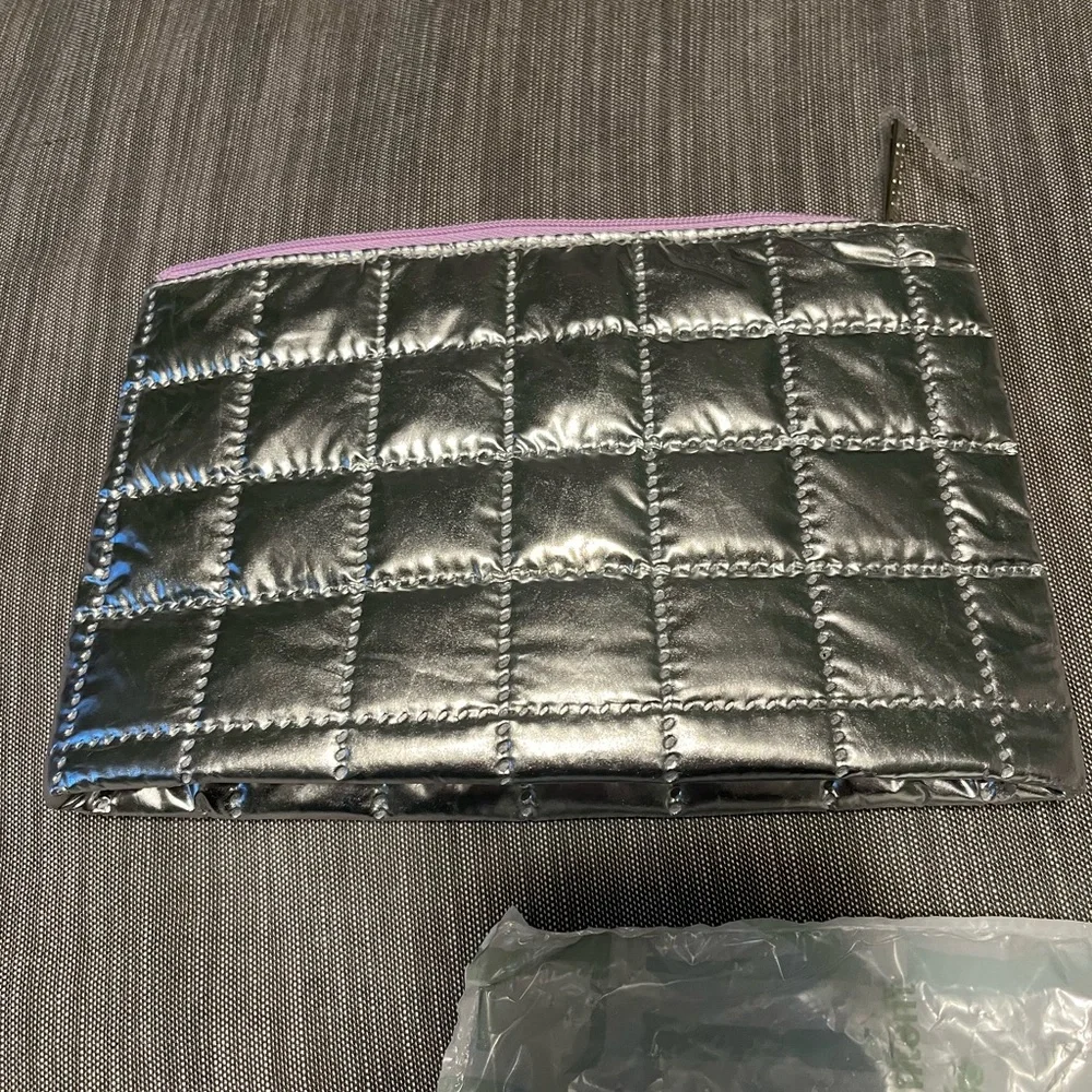 Clinique Skincare and Makeup Set - Picture 2 of 6